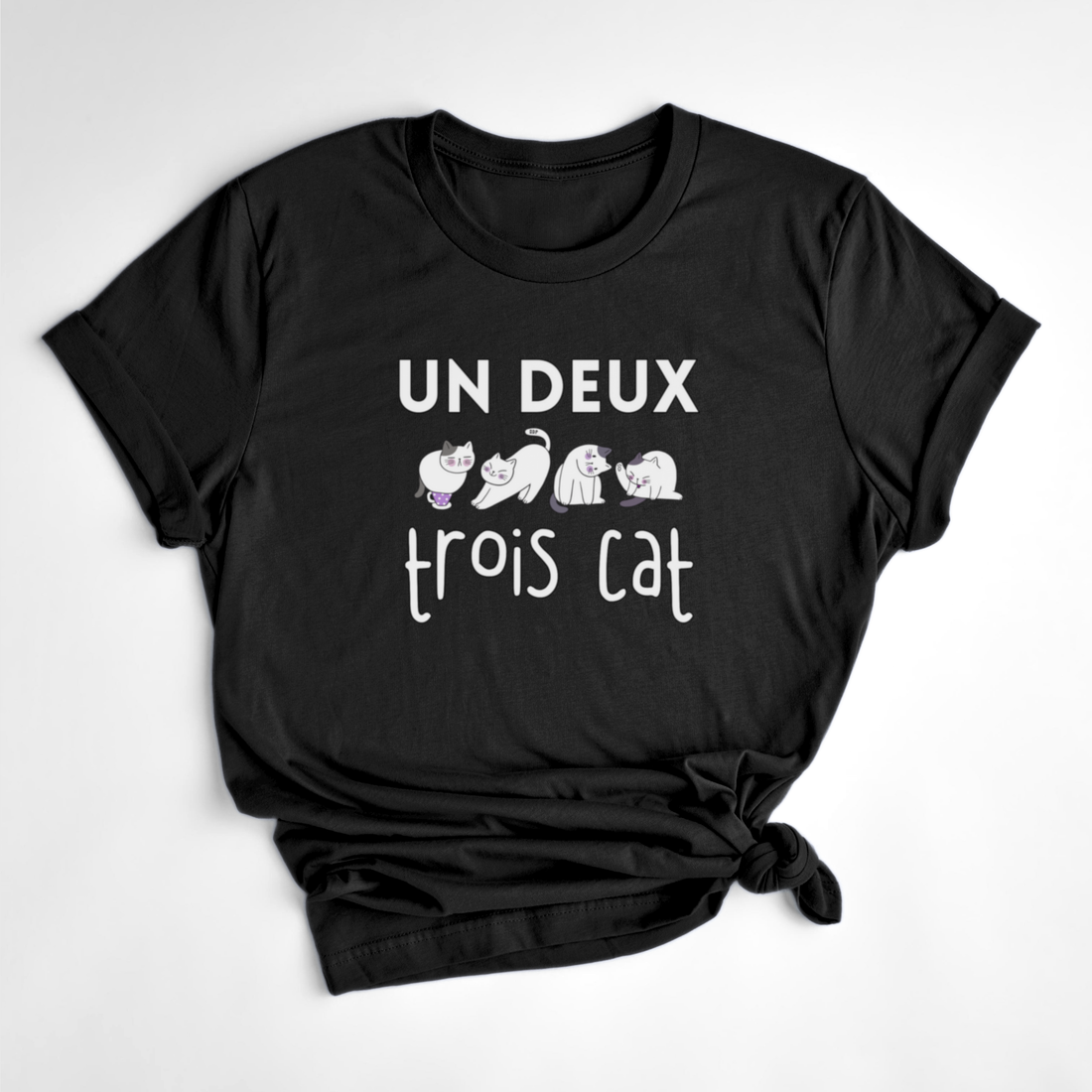 THREE CAT T-SHIRT